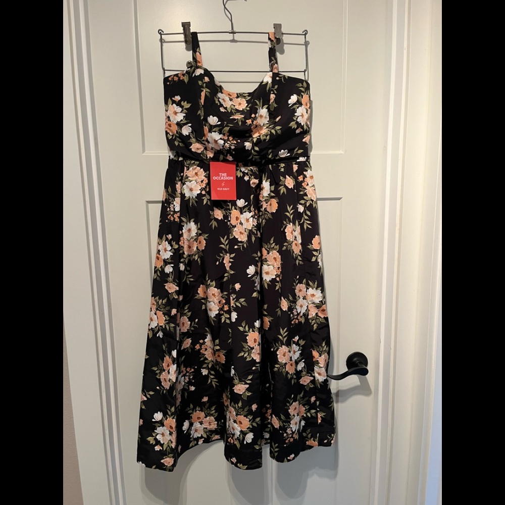 The Occasion by Old Navy High Waist Skirt and matching Top